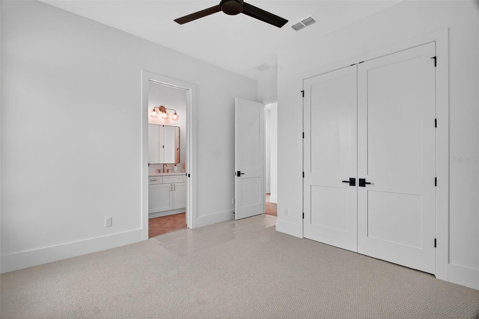 576 CASEY LOOP, MOUNT DORA, FL, 32757