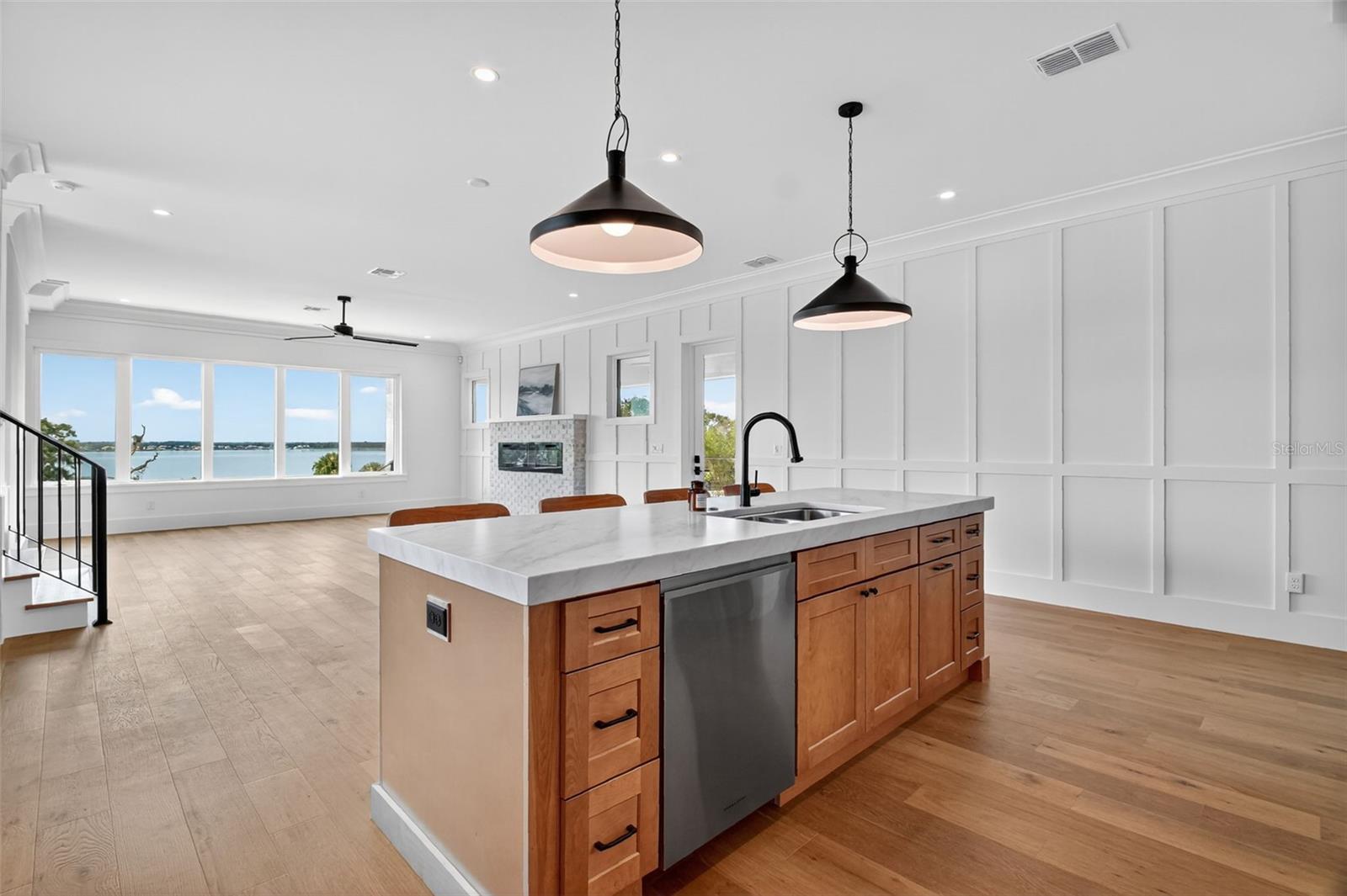 576 CASEY LOOP, MOUNT DORA, FL, 32757