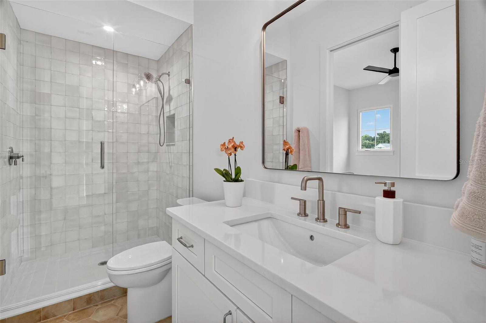 576 CASEY LOOP, MOUNT DORA, FL, 32757