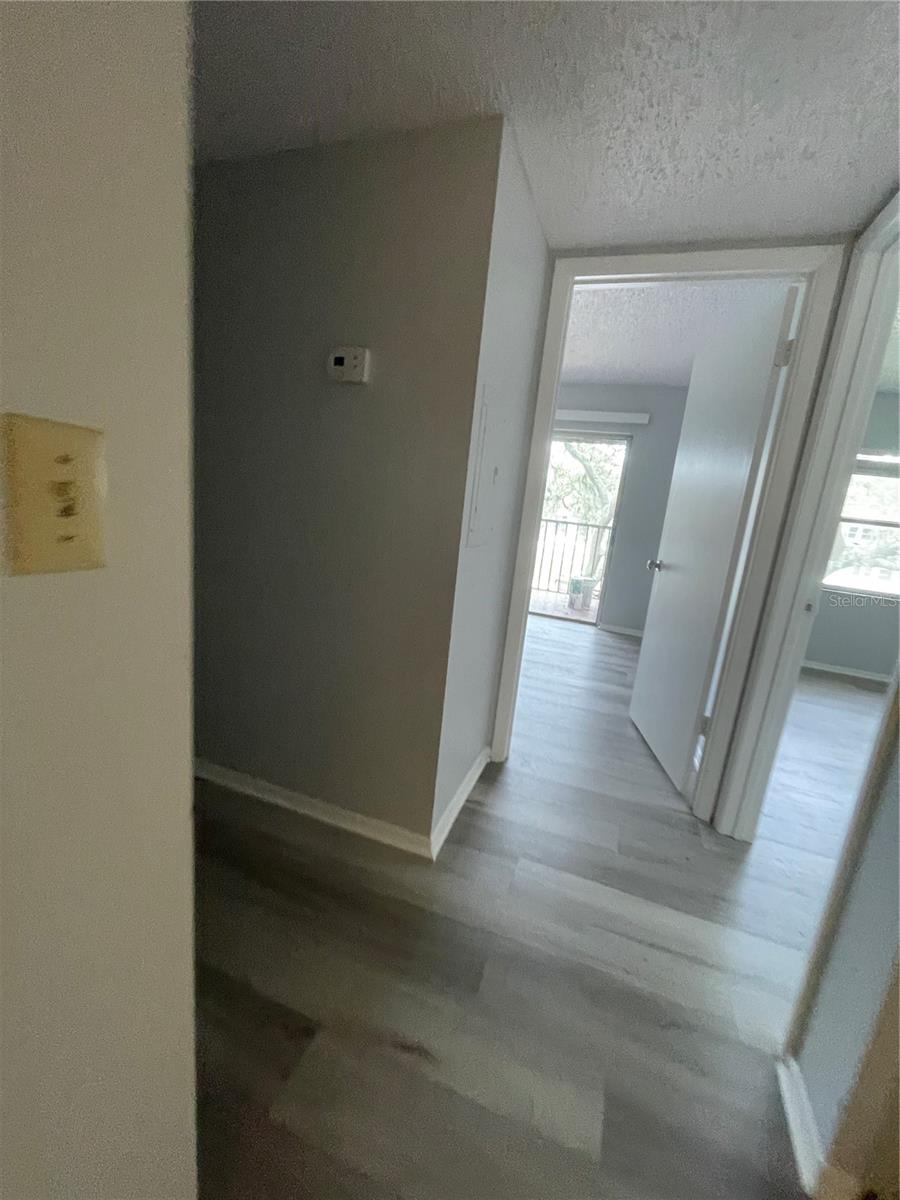 14105 MOSSY GLEN LN #202, TAMPA, FL, 33613