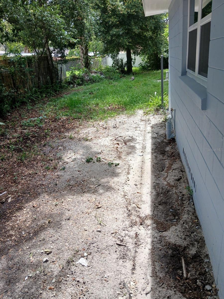 317 E 132ND AVE, TAMPA, FL, 33612