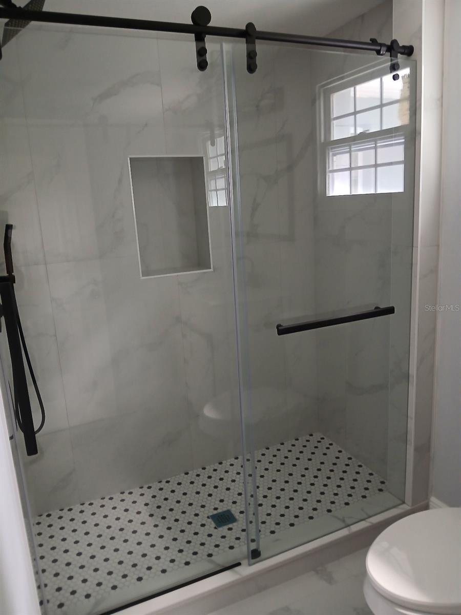 317 E 132ND AVE, TAMPA, FL, 33612