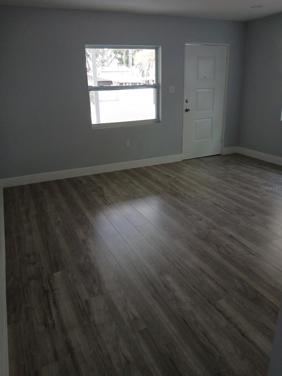 317 E 132ND AVE, TAMPA, FL, 33612