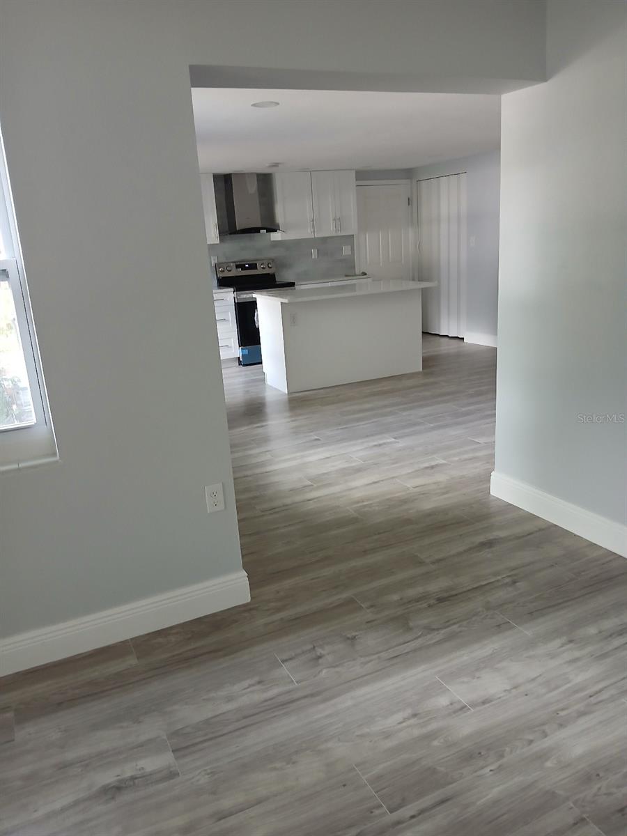 317 E 132ND AVE, TAMPA, FL, 33612