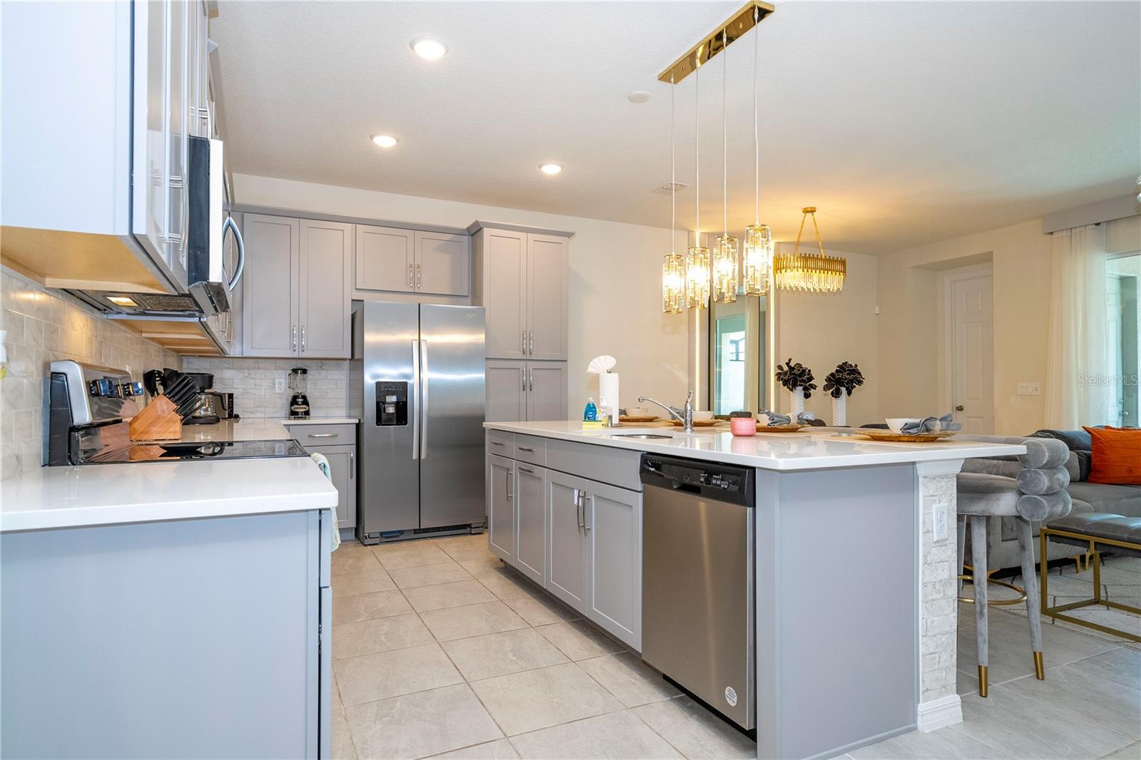 1692 TROPICAL PALMS CIR, KISSIMMEE, FL, 34747
