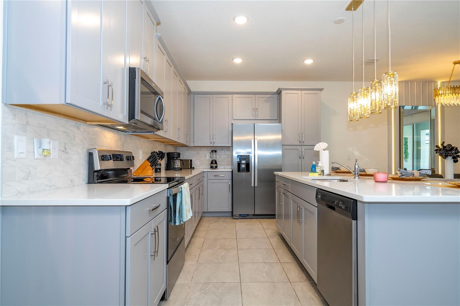 1692 TROPICAL PALMS CIR, KISSIMMEE, FL, 34747