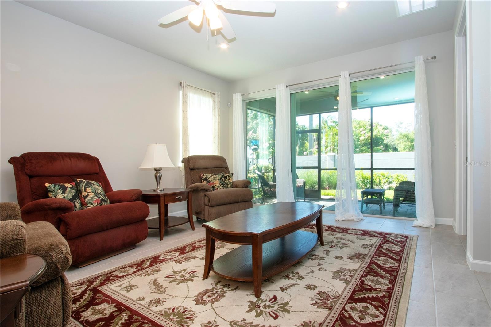 3747 LAUGHING DOVE AVE ##60/5, SUN CITY CENTER, FL, 33573