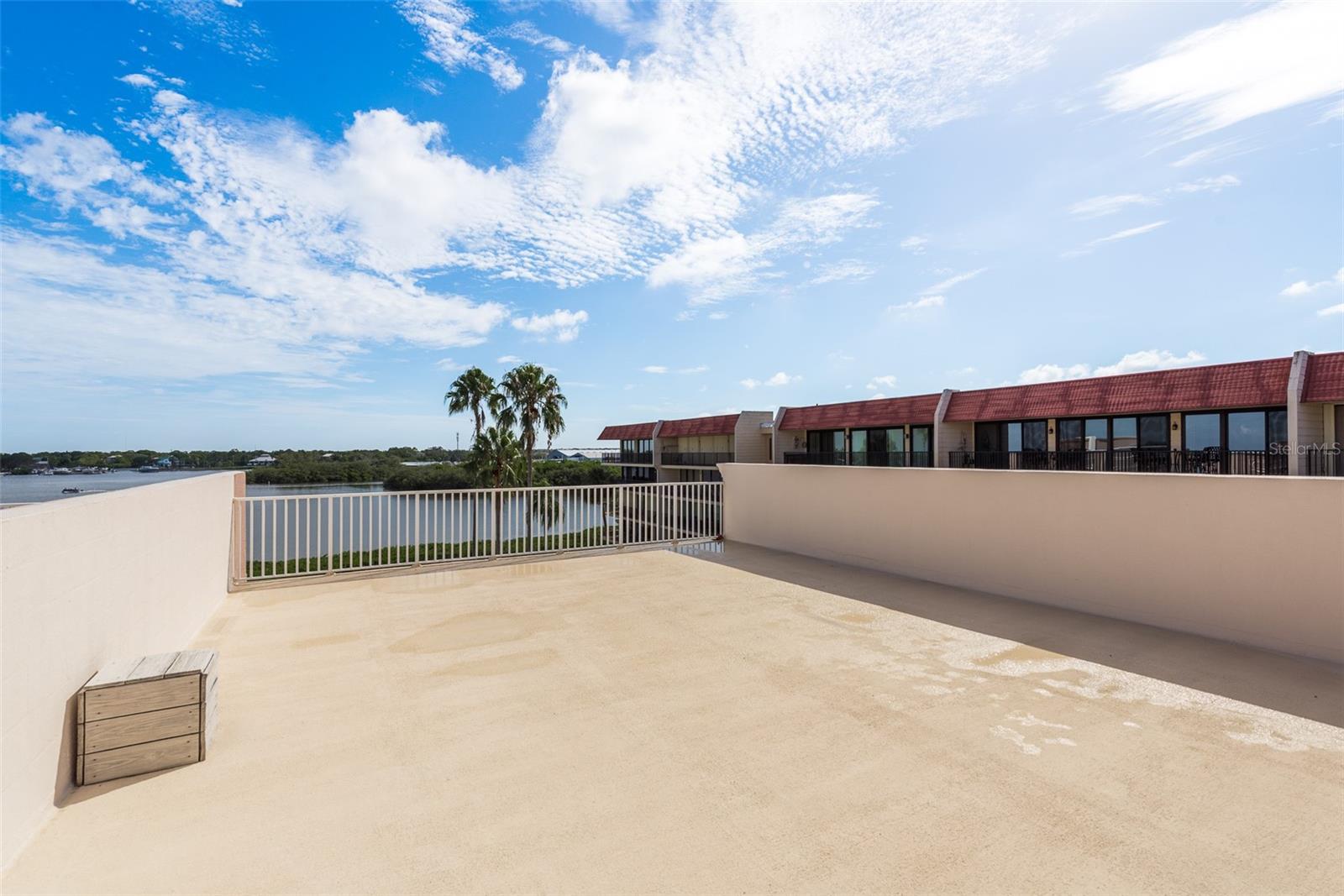 600 RESERVE LN, DUNEDIN, FL, 34698