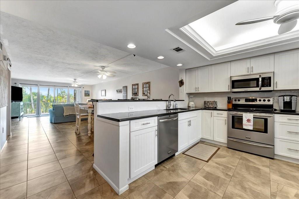 9604 CORTEZ RD W #316, BRADENTON, FL, 34210