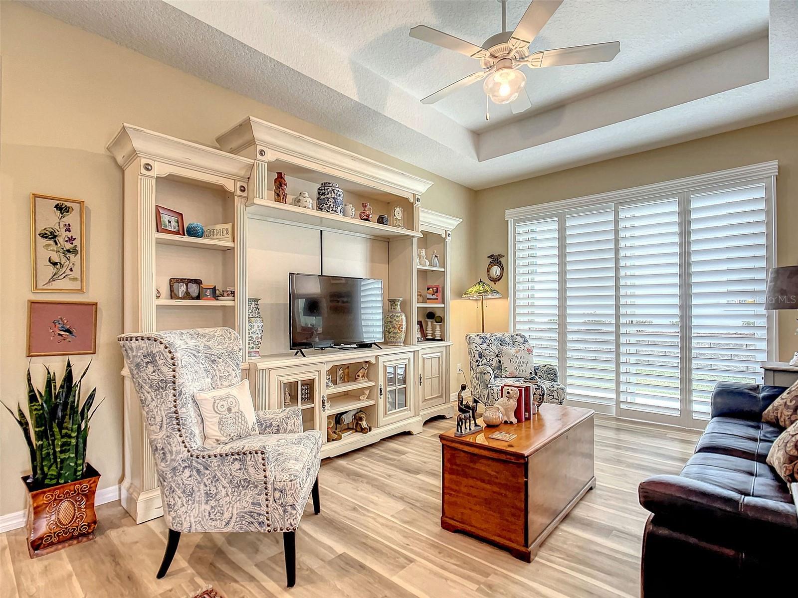 347 CONCH KEY LN, LADY LAKE, FL, 32159