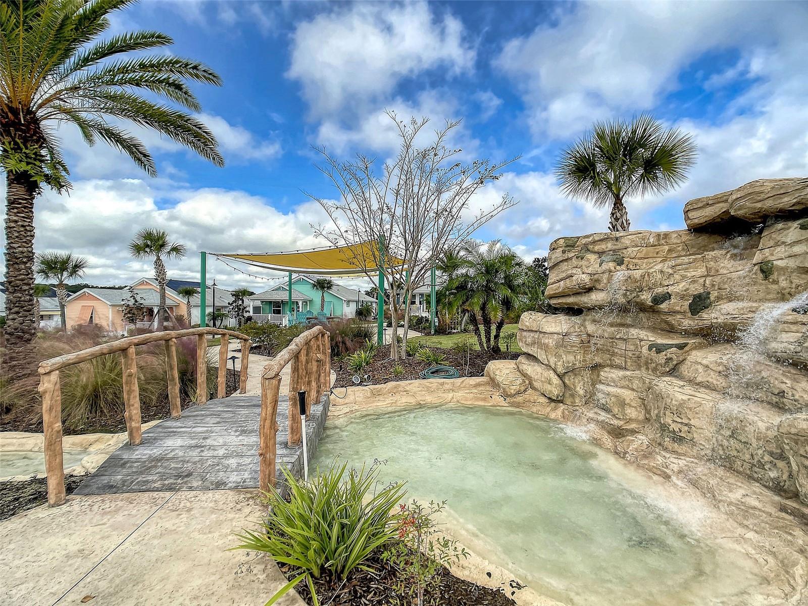 347 CONCH KEY LN, LADY LAKE, FL, 32159