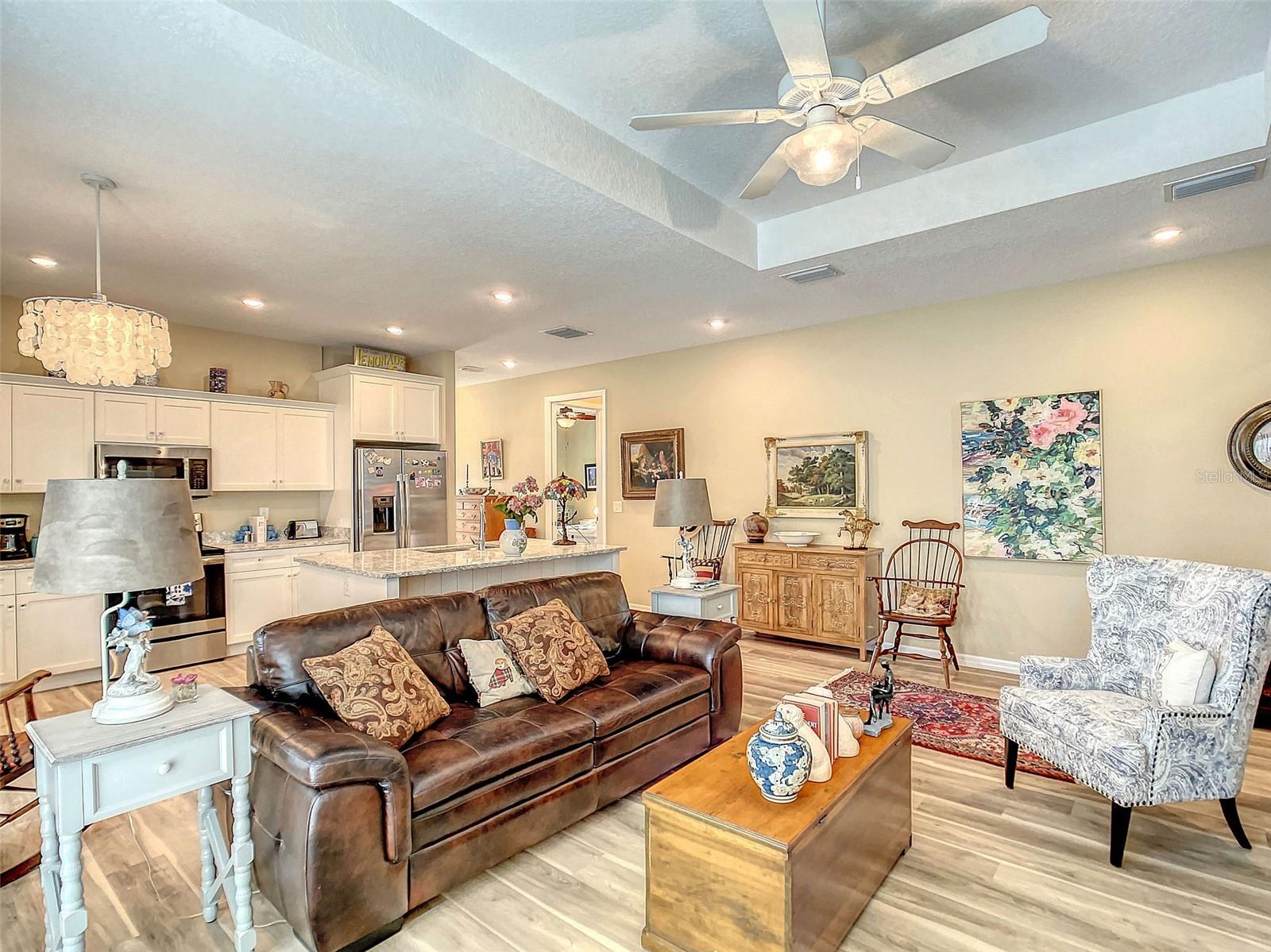 347 CONCH KEY LN, LADY LAKE, FL, 32159