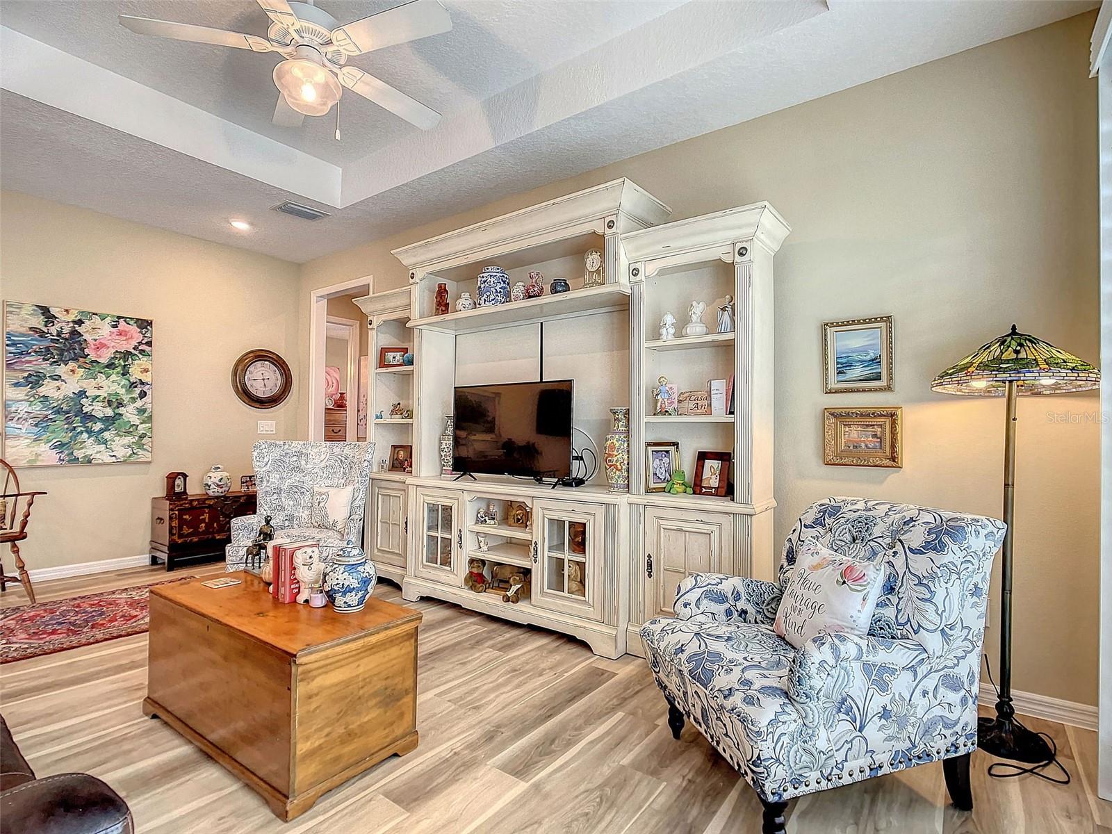 347 CONCH KEY LN, LADY LAKE, FL, 32159