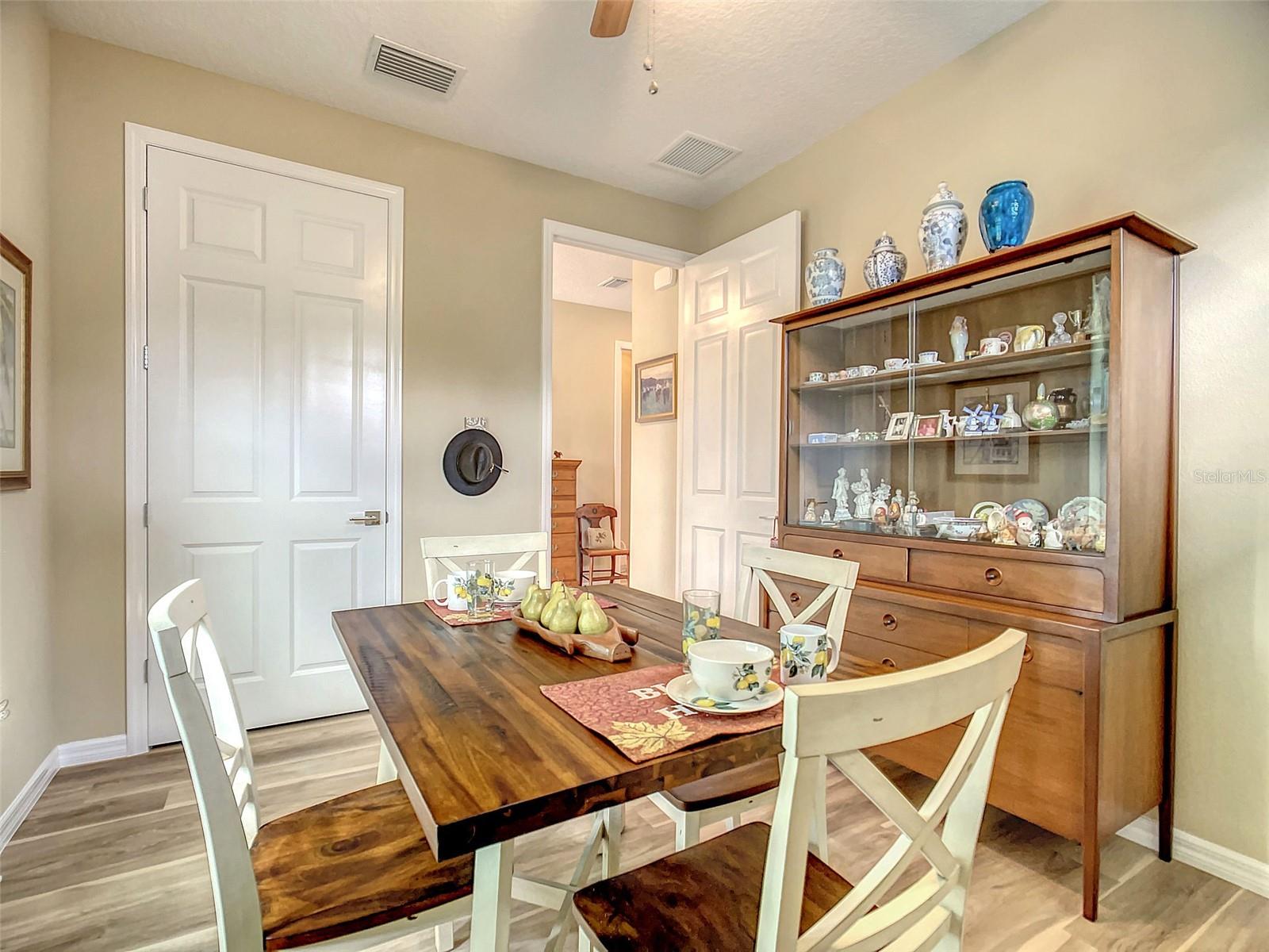 347 CONCH KEY LN, LADY LAKE, FL, 32159