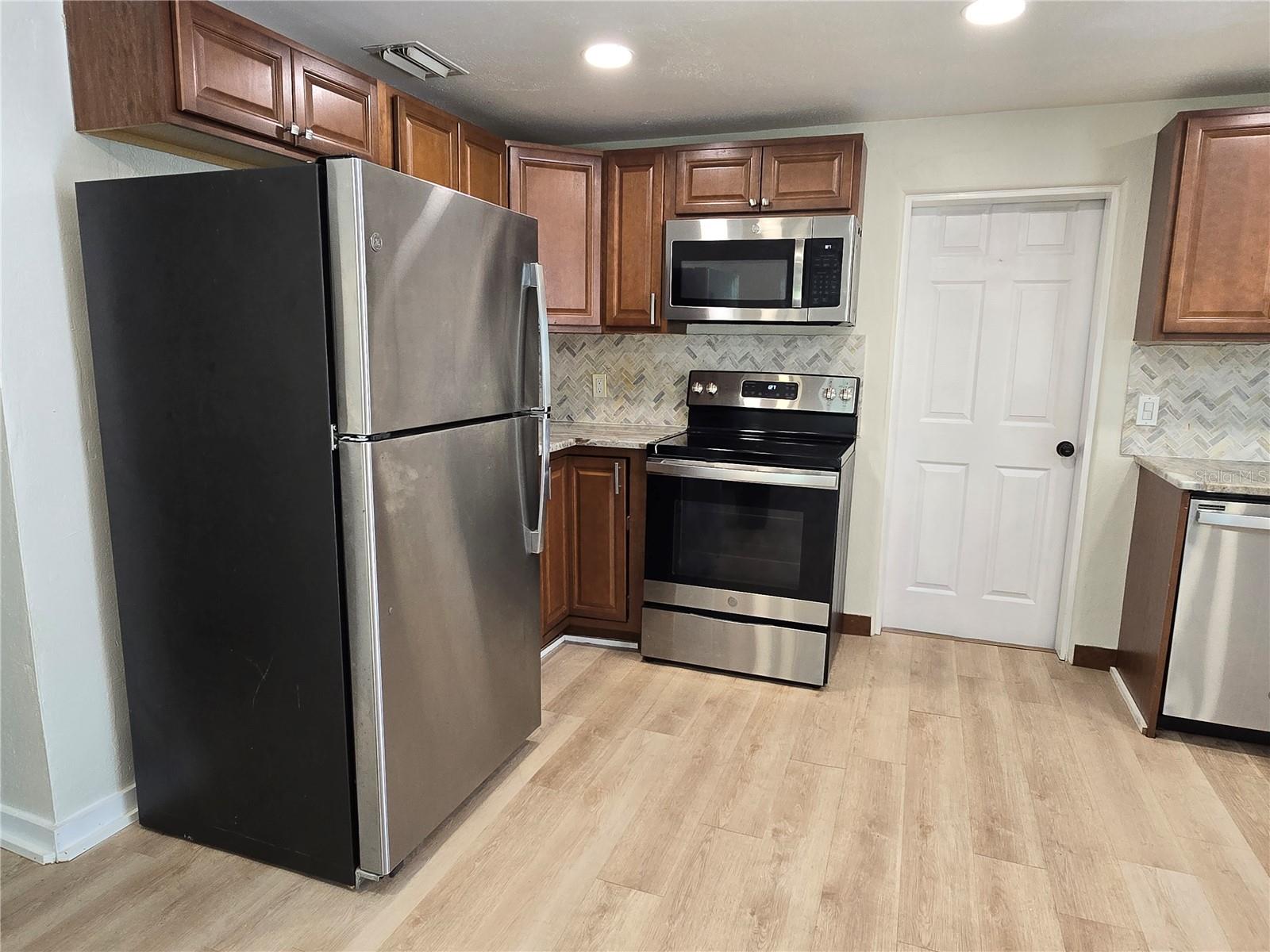 4108 NELSON AVE, SARASOTA, FL, 34231