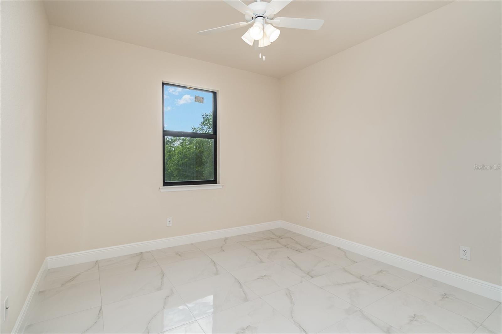 5818 ROYAL OKLEY LN, BOKEELIA, FL, 33922