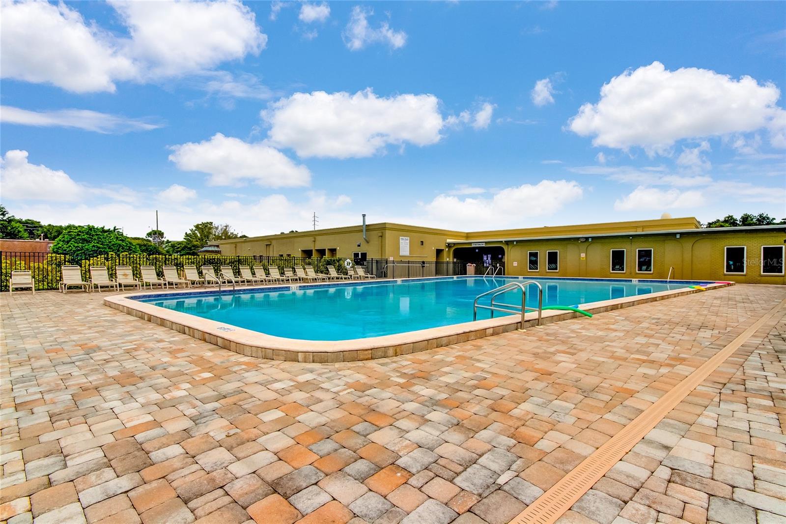 2231 UTOPIAN DR E #203, CLEARWATER, FL, 33763