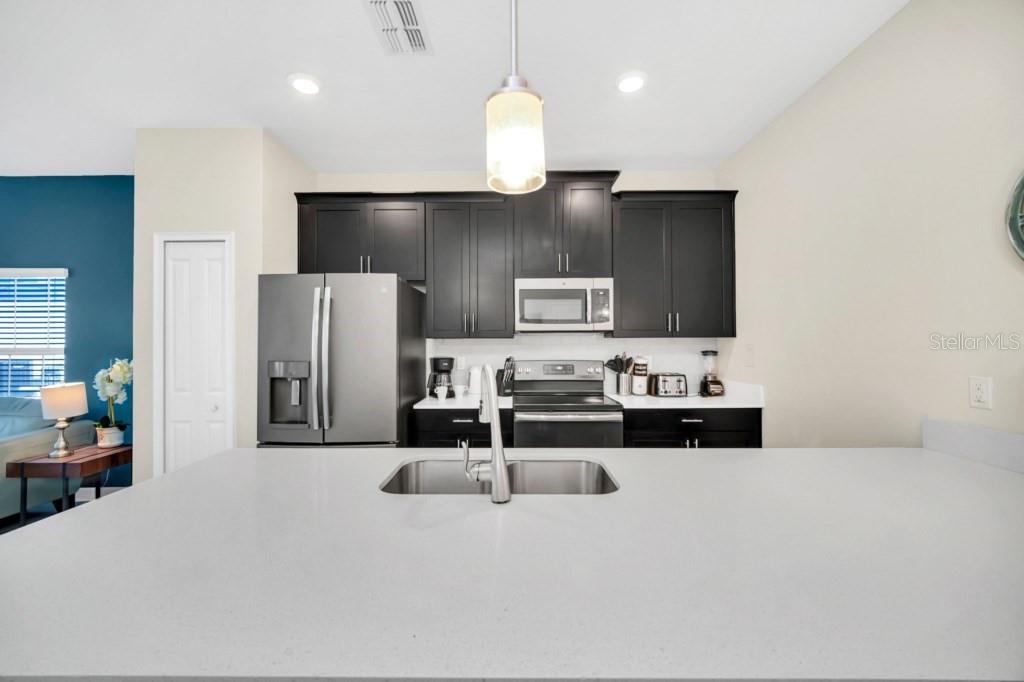 1560 SANDBAGGER DR, DAVENPORT, FL, 33896