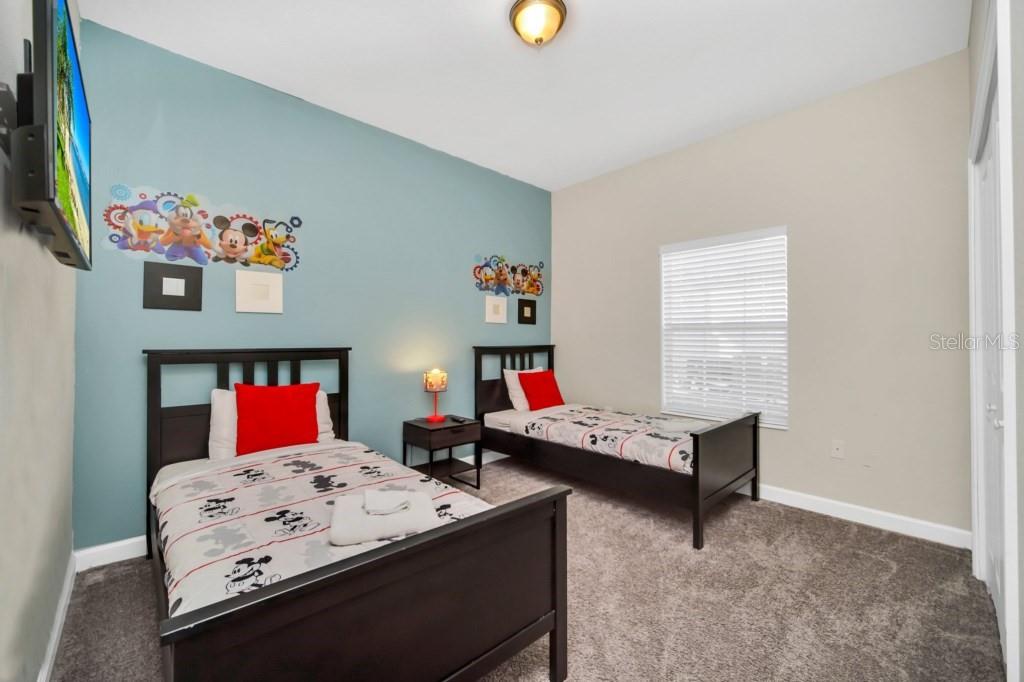 1560 SANDBAGGER DR, DAVENPORT, FL, 33896