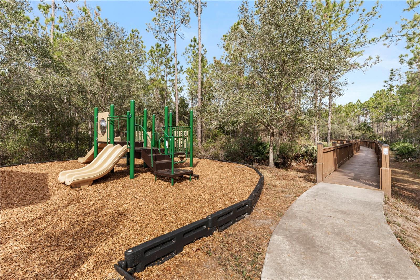 28 DORMER DR, ORMOND BEACH, FL, 32174