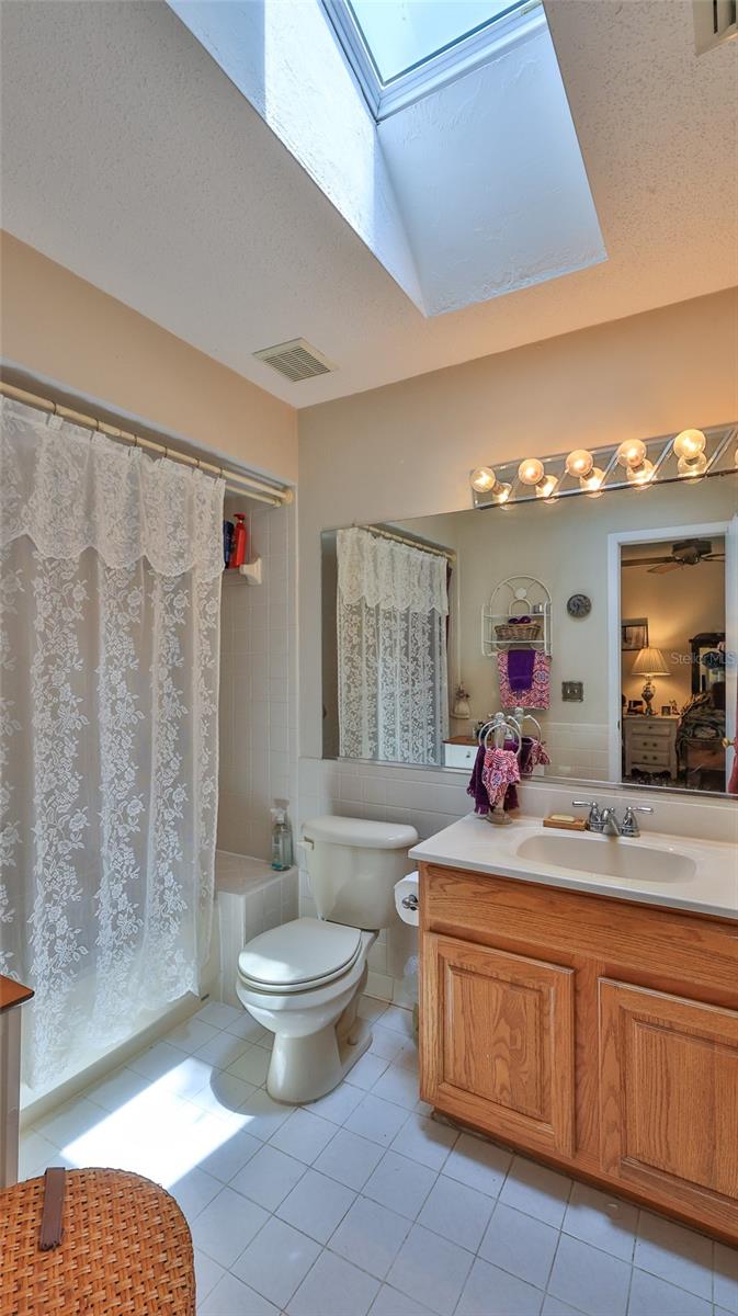 96 RAEMOOR DR, PALM COAST, FL, 32164