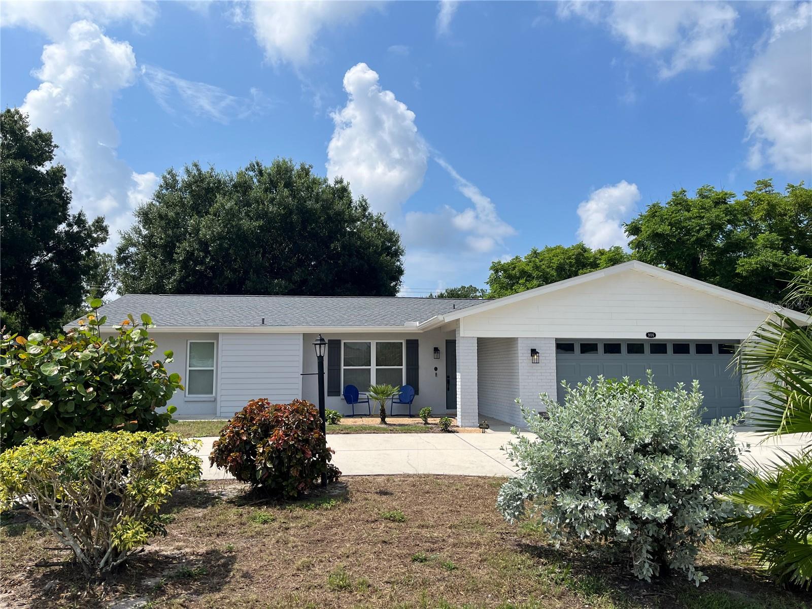 906 SOUTHERN PINE LN, SARASOTA, FL, 34243