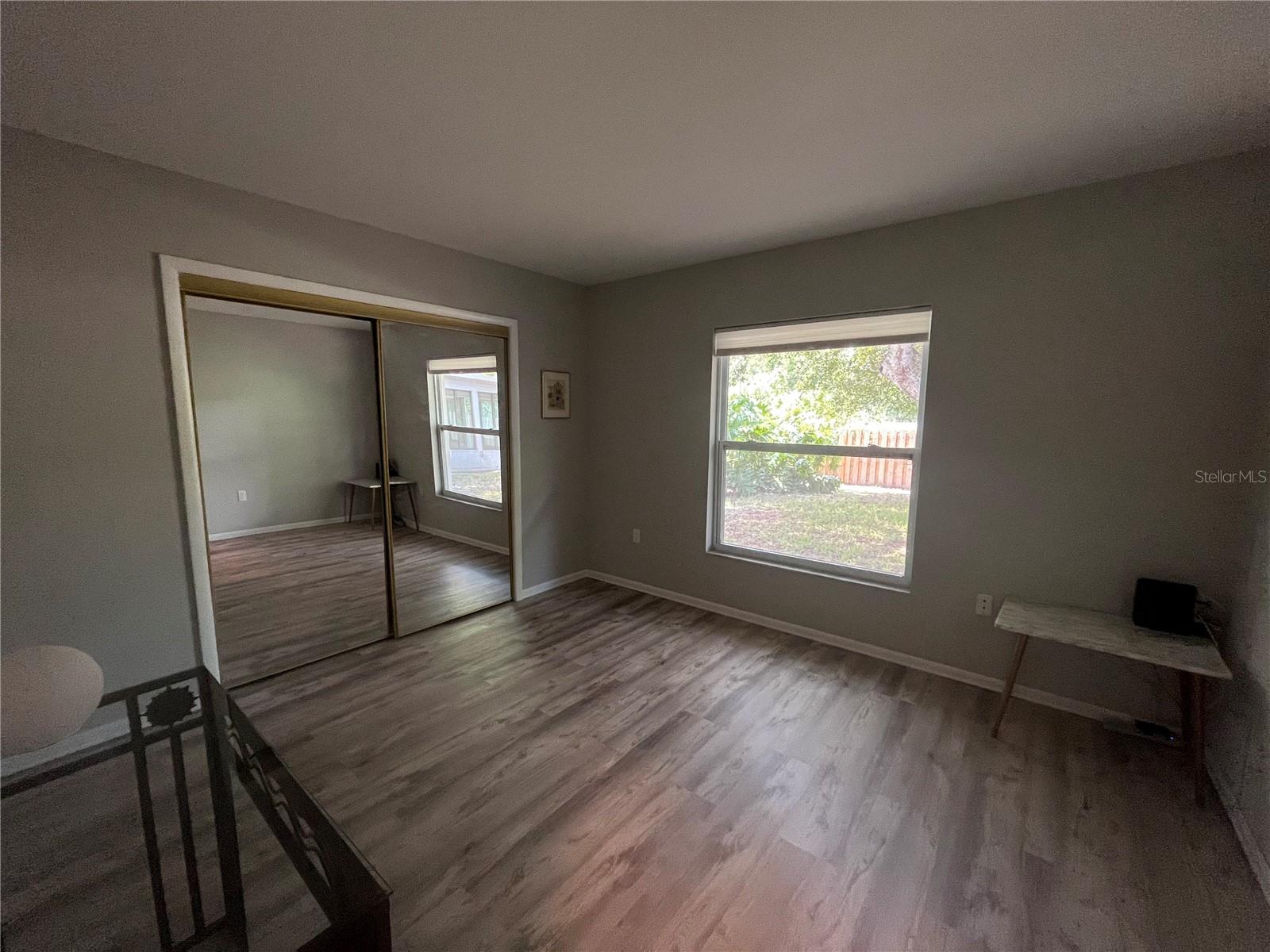 906 SOUTHERN PINE LN, SARASOTA, FL, 34243