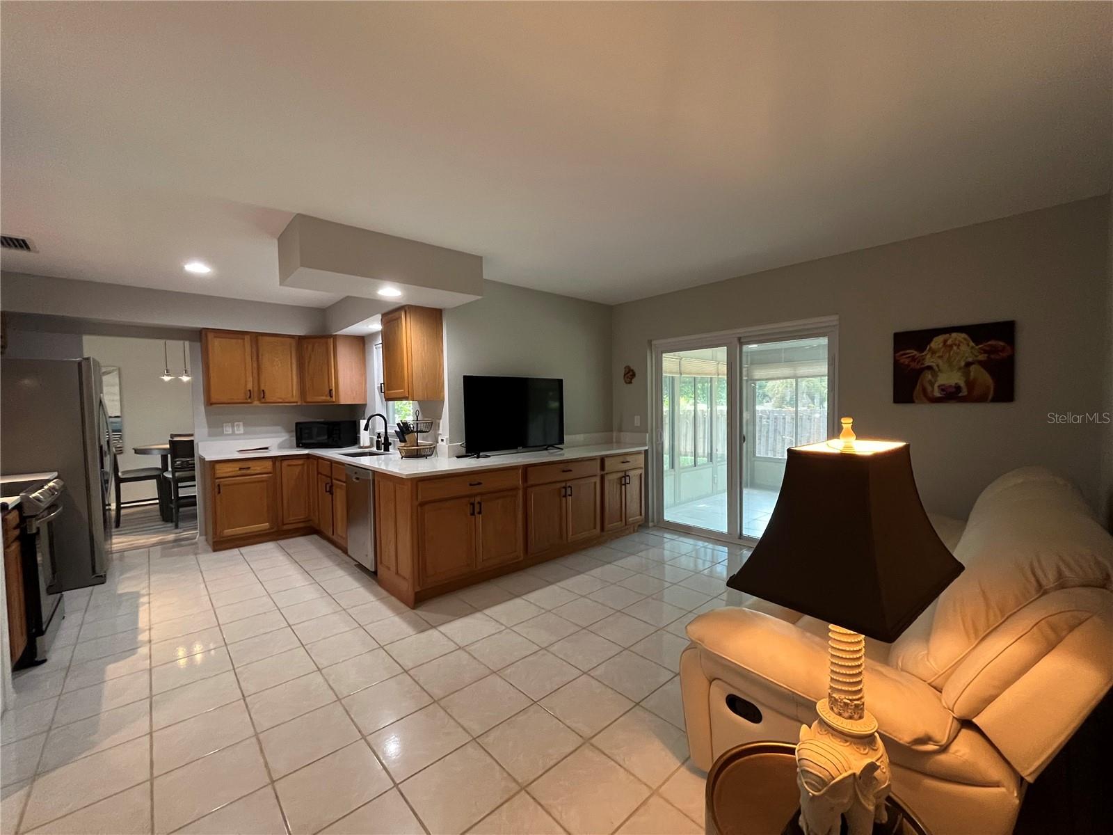 906 SOUTHERN PINE LN, SARASOTA, FL, 34243