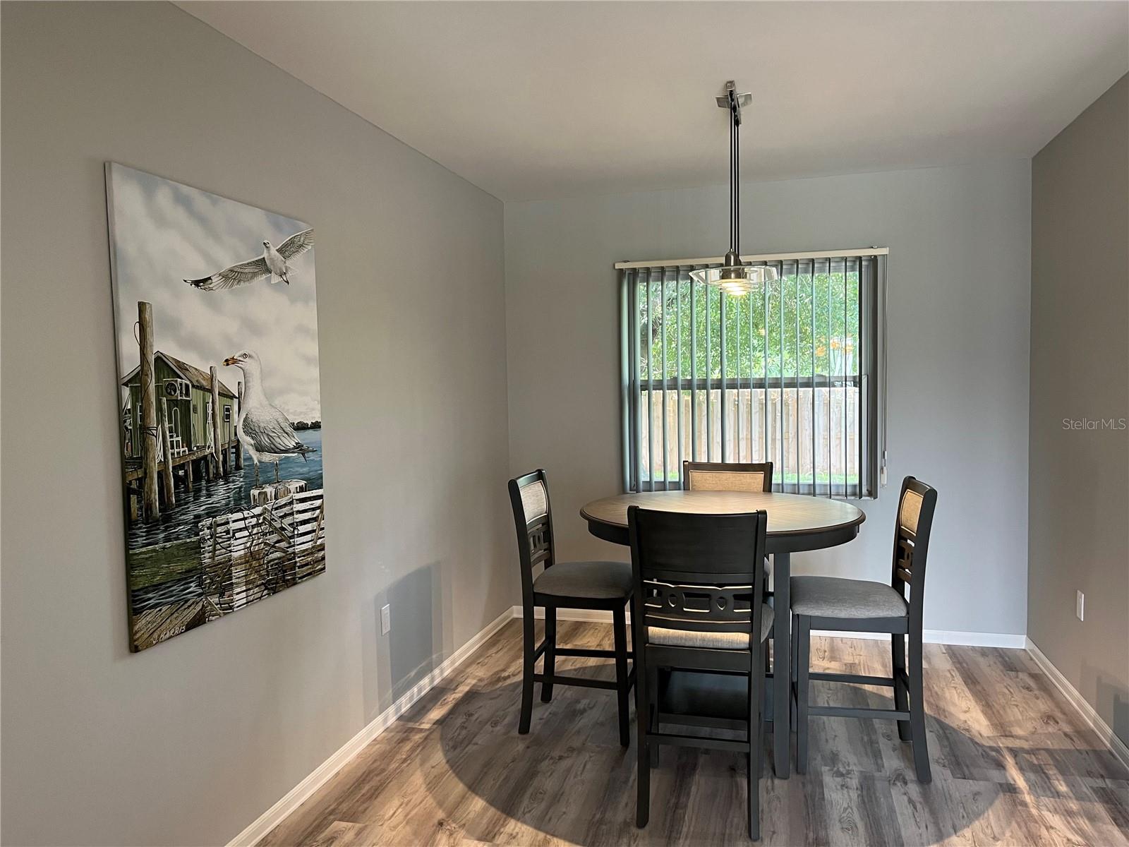 906 SOUTHERN PINE LN, SARASOTA, FL, 34243