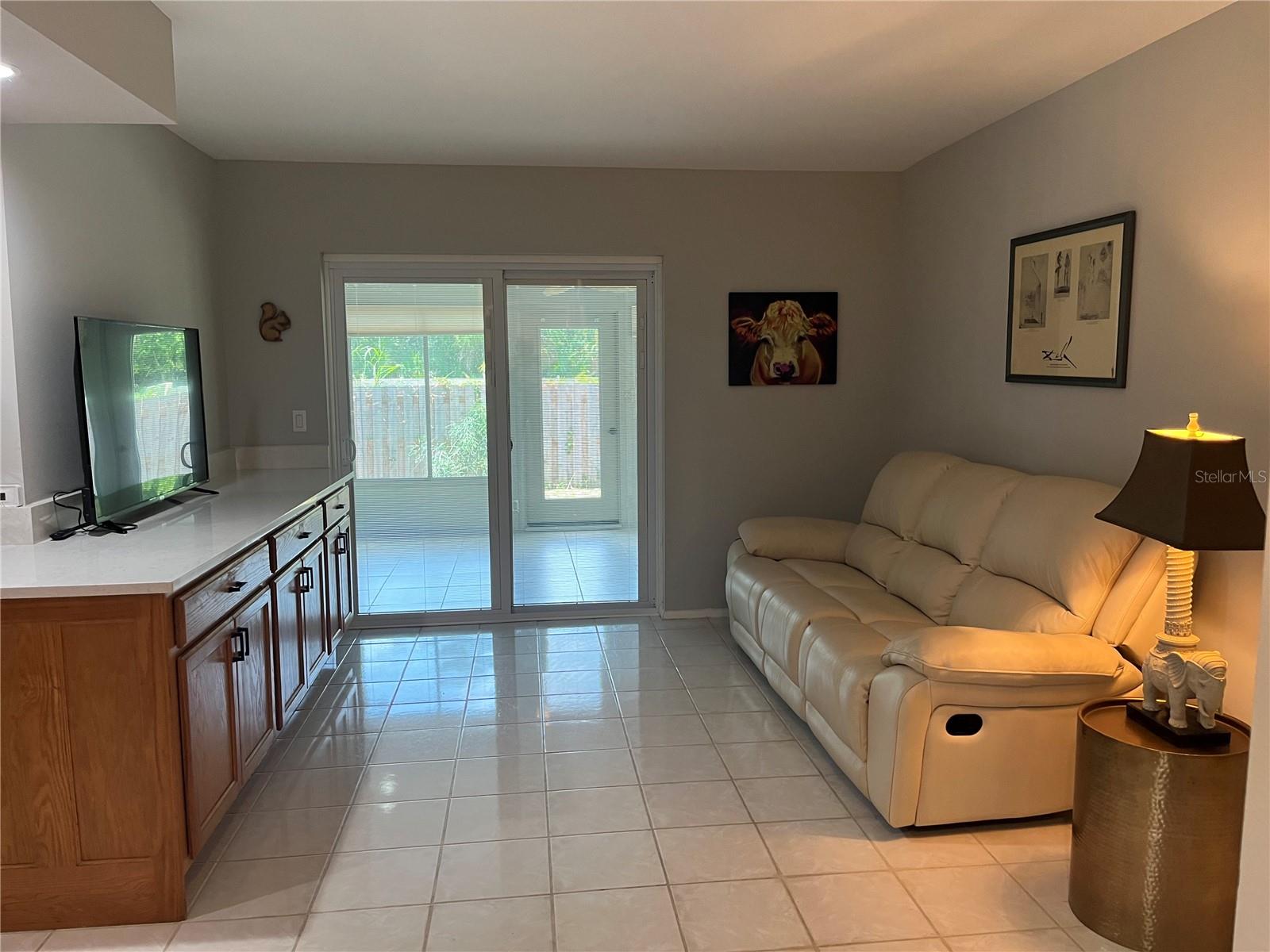 906 SOUTHERN PINE LN, SARASOTA, FL, 34243