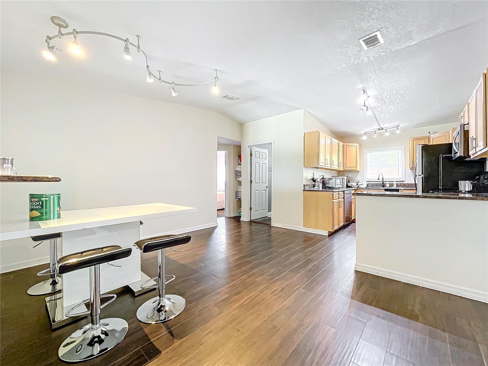 33 S ORTMAN DR, ORLANDO, FL, 32805