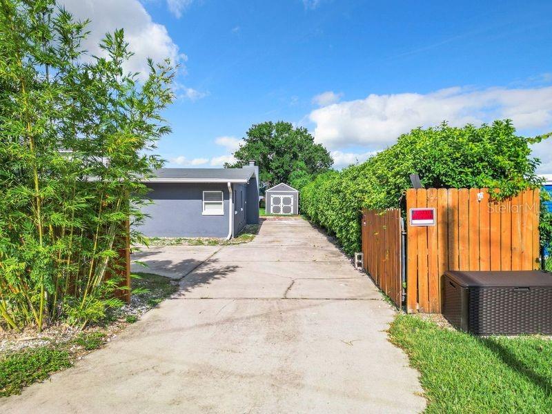 33 S ORTMAN DR, ORLANDO, FL, 32805