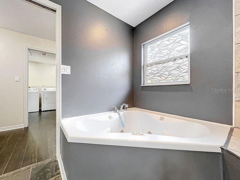 33 S ORTMAN DR, ORLANDO, FL, 32805
