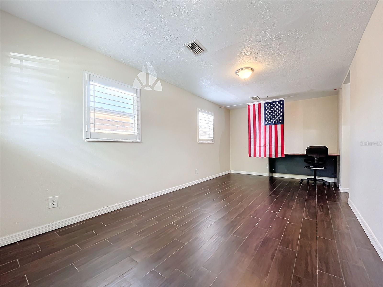 33 S ORTMAN DR, ORLANDO, FL, 32805