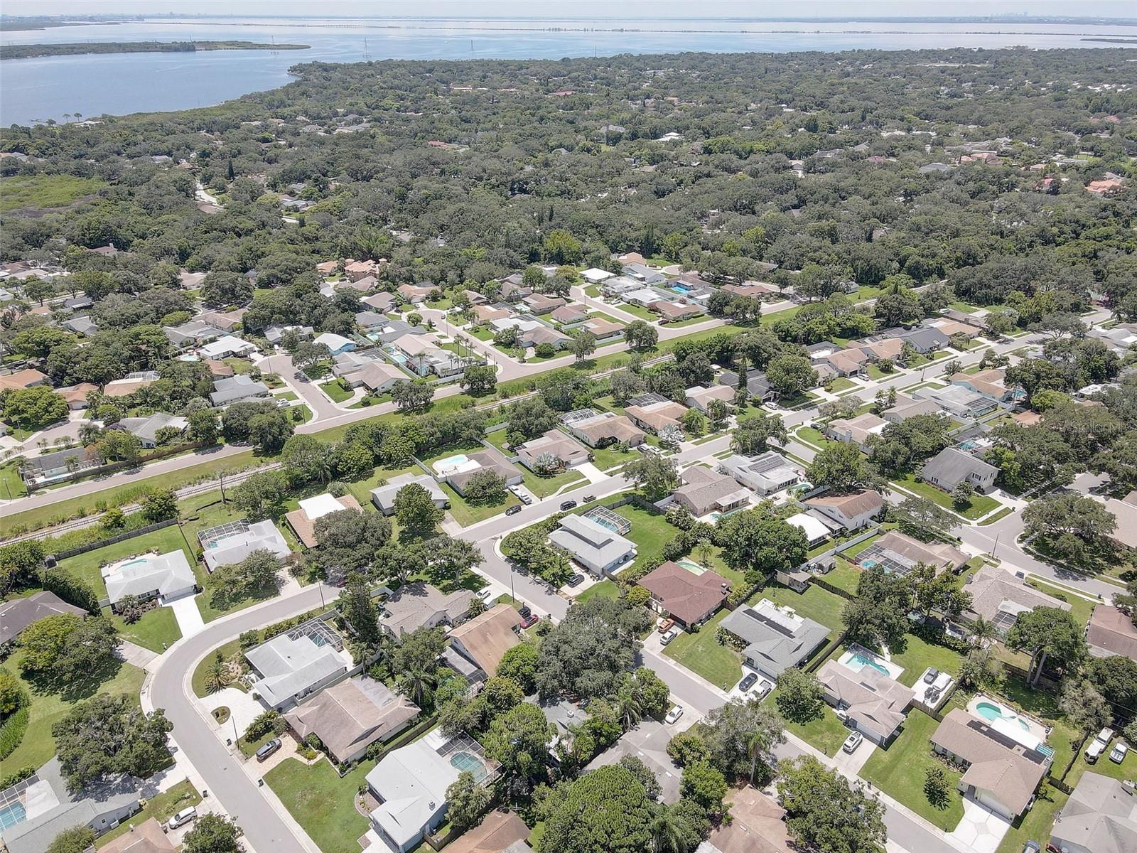 2098 SWAN LN, SAFETY HARBOR, FL, 34695