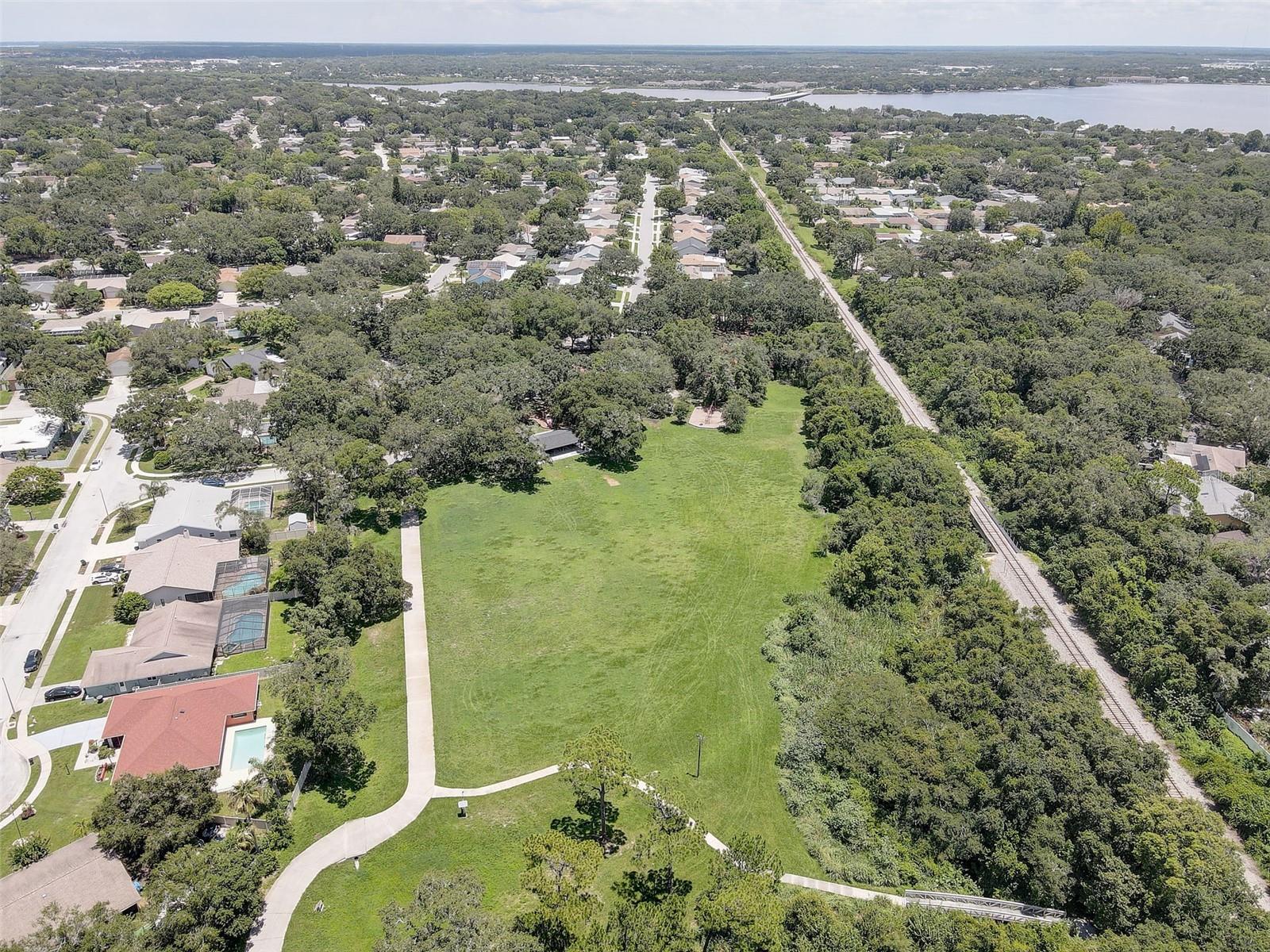 2098 SWAN LN, SAFETY HARBOR, FL, 34695