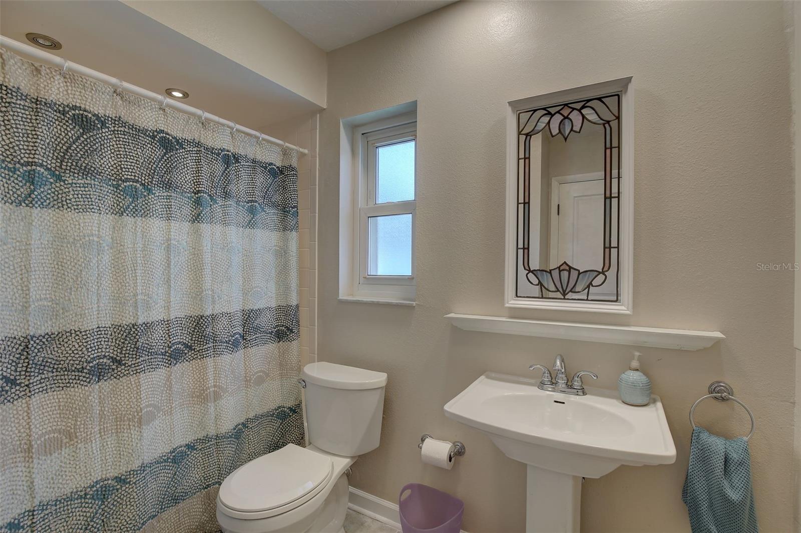 2098 SWAN LN, SAFETY HARBOR, FL, 34695