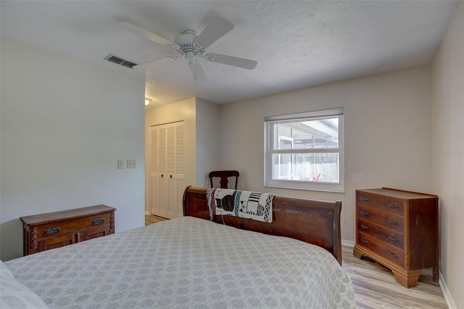 2098 SWAN LN, SAFETY HARBOR, FL, 34695