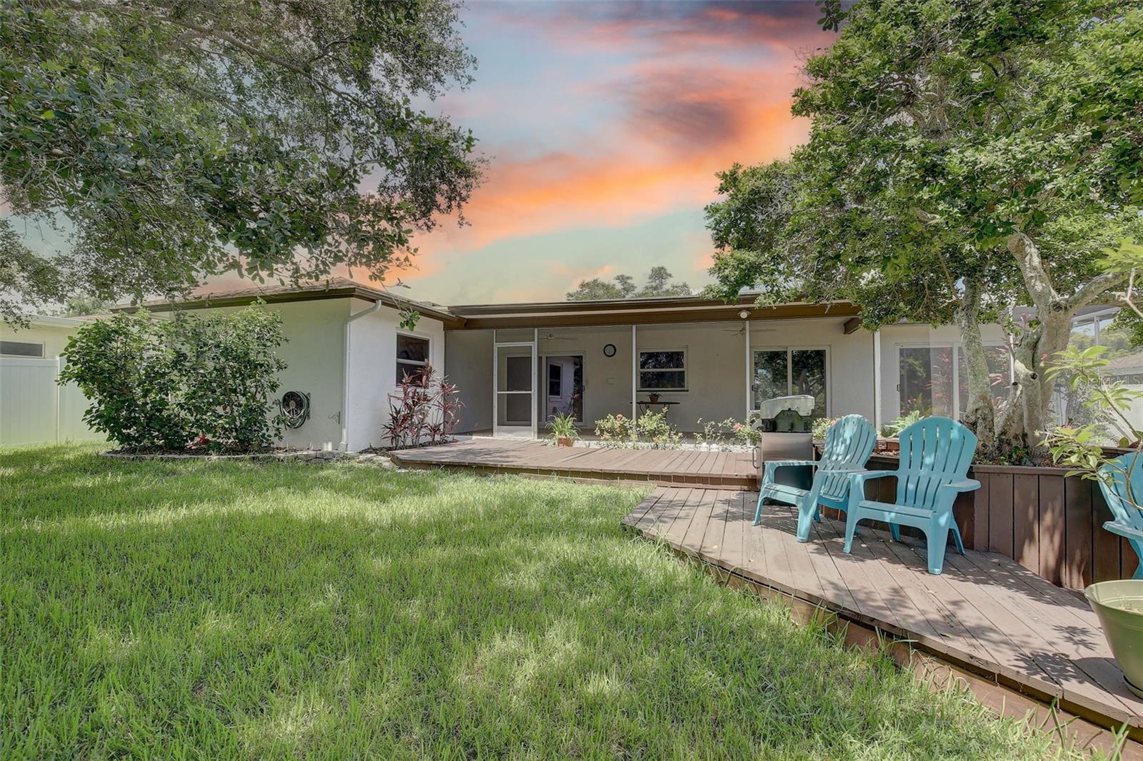 2098 SWAN LN, SAFETY HARBOR, FL, 34695