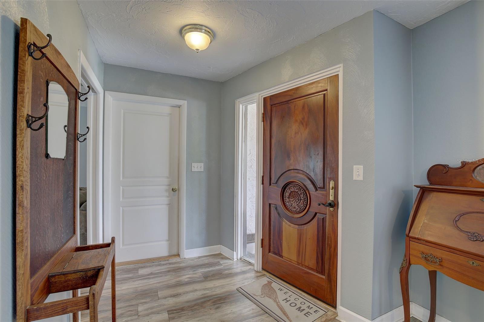 2098 SWAN LN, SAFETY HARBOR, FL, 34695