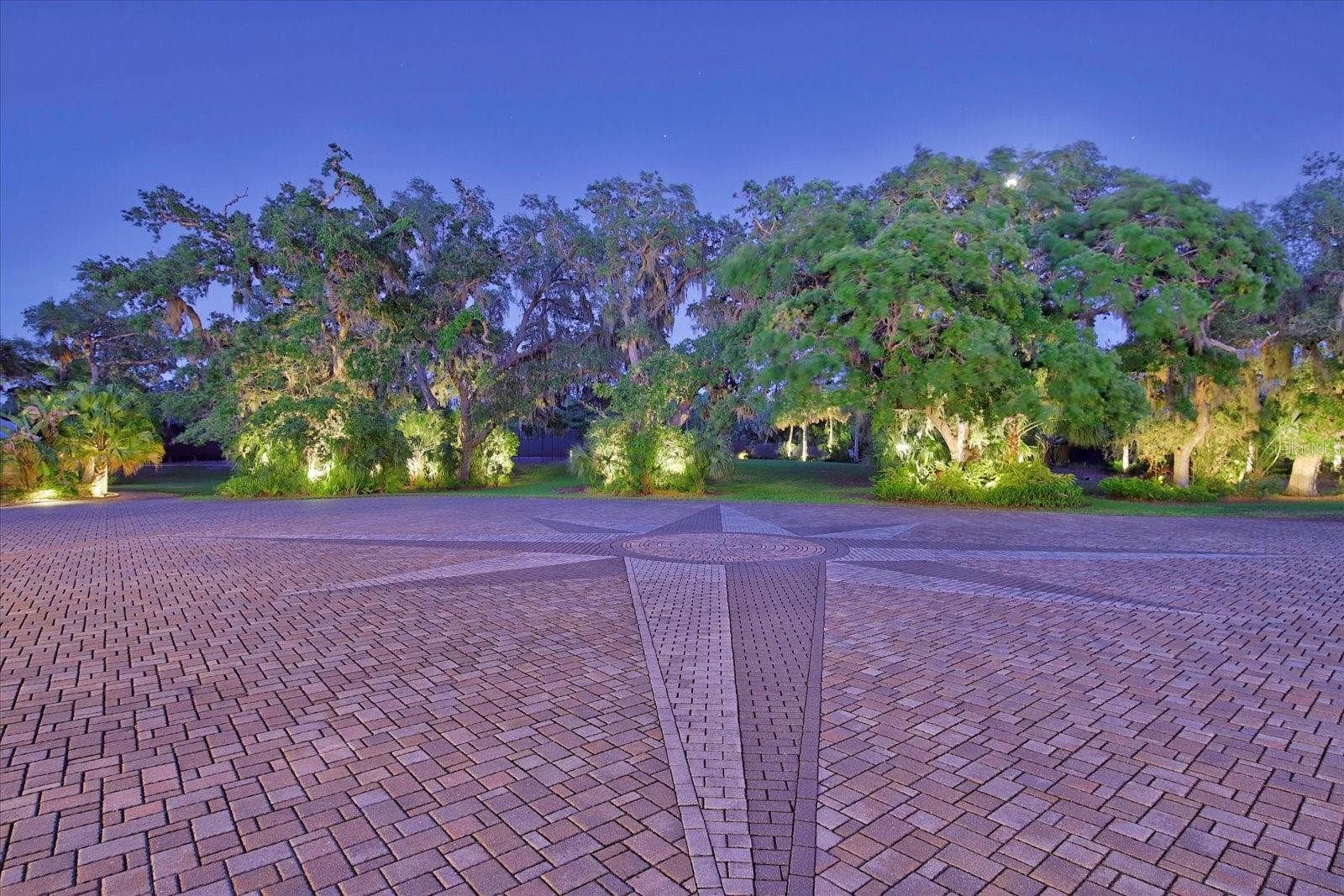 U8251103 Property Photo