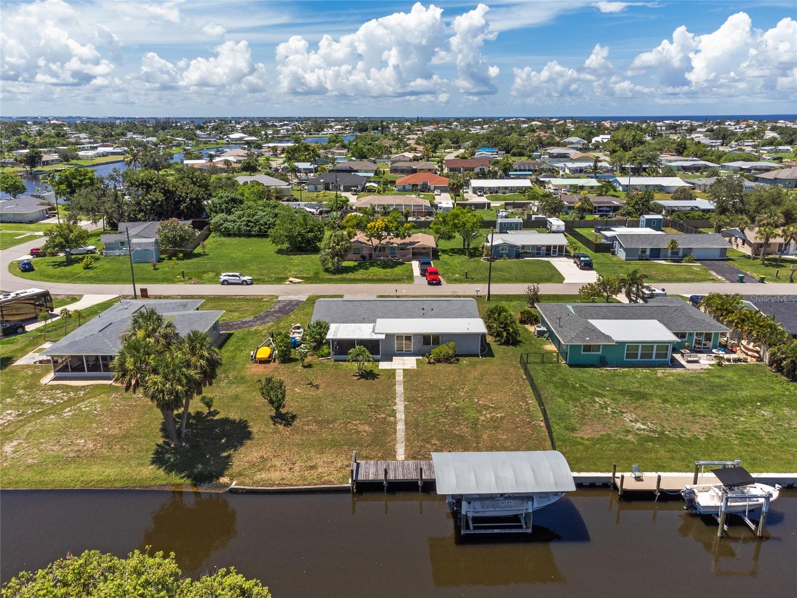 130 CONCORD DR NE, PORT CHARLOTTE, FL, 33952