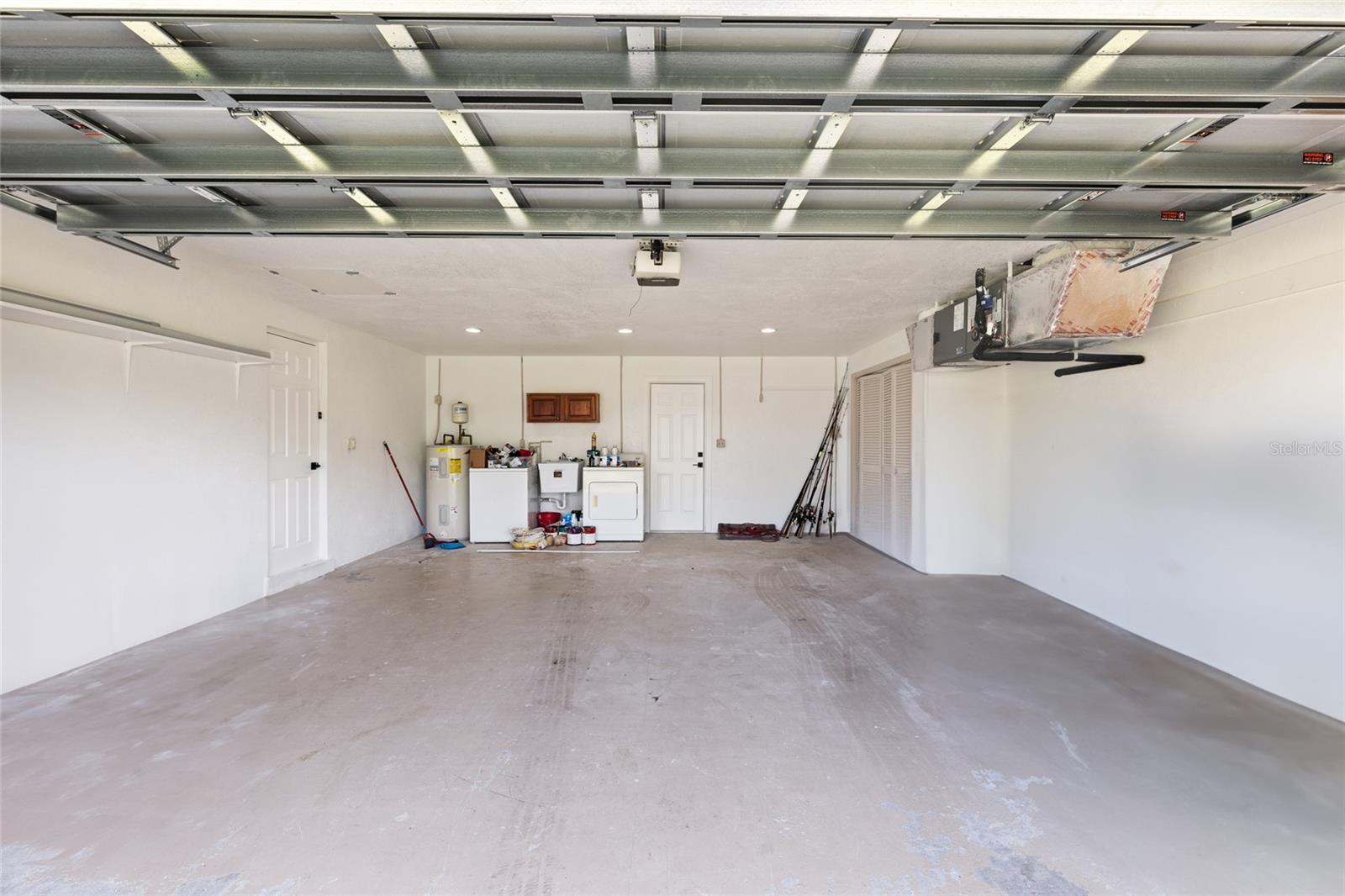130 CONCORD DR NE, PORT CHARLOTTE, FL, 33952