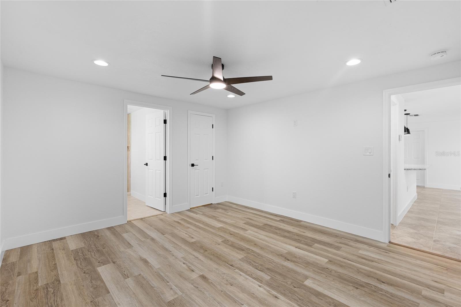 130 CONCORD DR NE, PORT CHARLOTTE, FL, 33952
