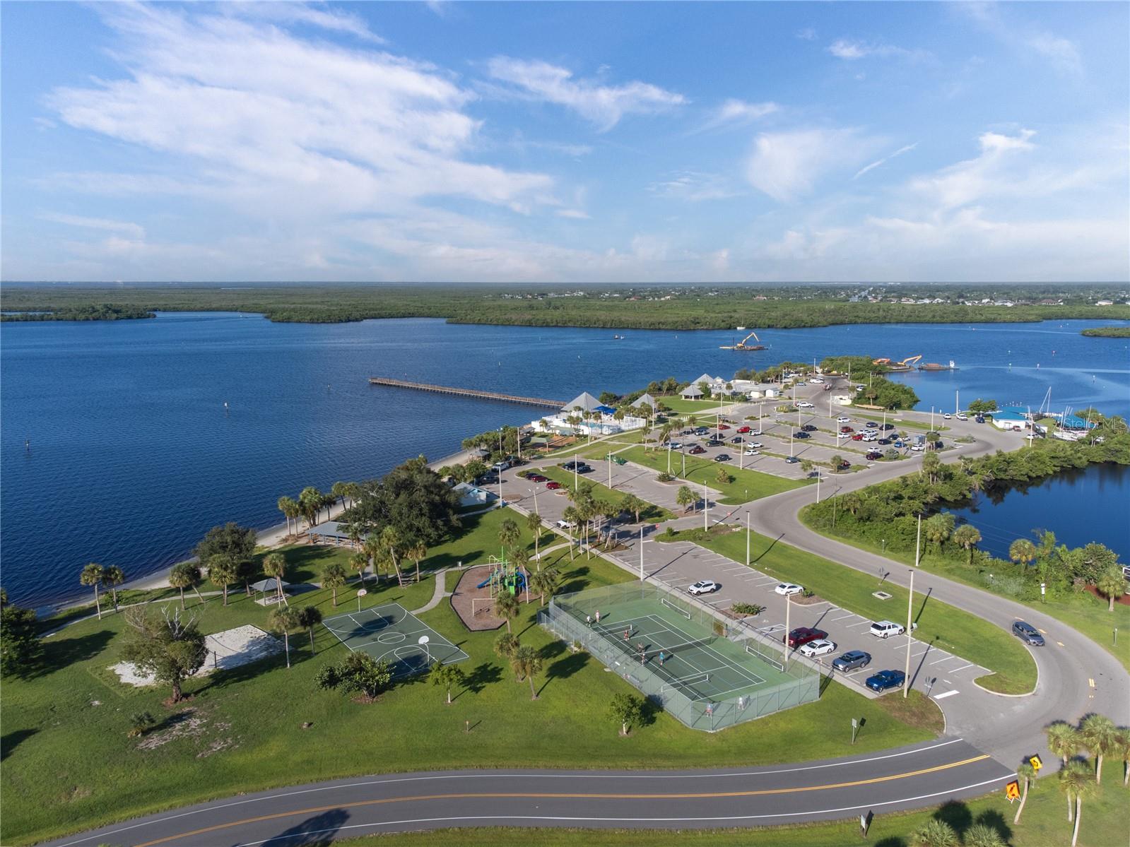 130 CONCORD DR NE, PORT CHARLOTTE, FL, 33952