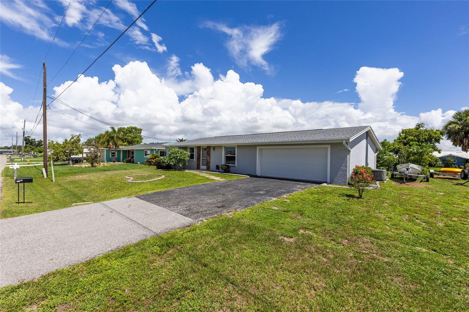 130 CONCORD DR NE, PORT CHARLOTTE, FL, 33952