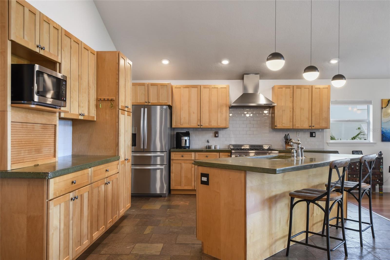 301 RICHARD PL, ORLANDO, FL, 32806