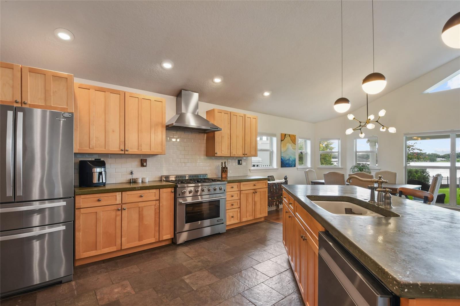 301 RICHARD PL, ORLANDO, FL, 32806