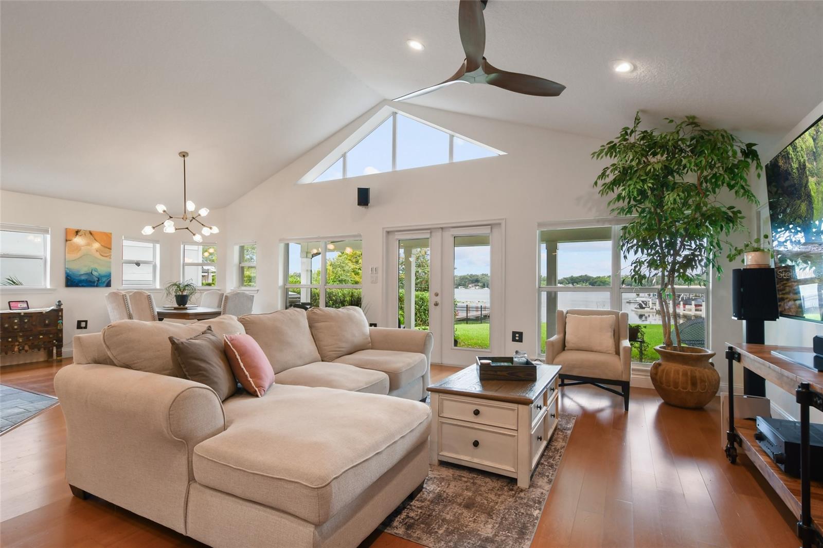 301 RICHARD PL, ORLANDO, FL, 32806