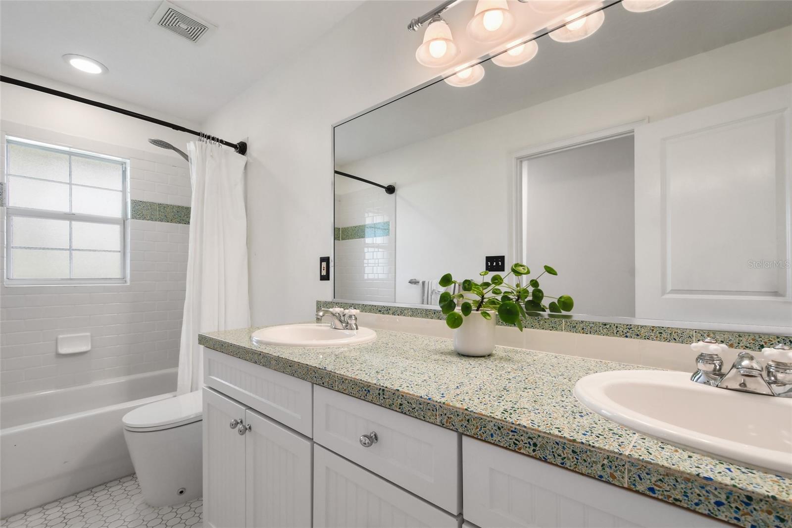 301 RICHARD PL, ORLANDO, FL, 32806